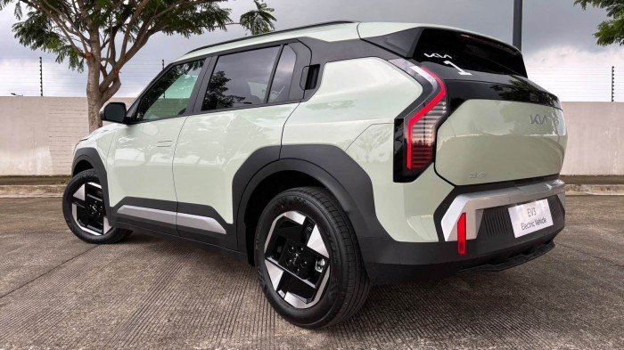 22-1790052203-kia-ra-mat-suv-dien-5-cho-dep-xuat-sac-gia-chi-780-trieu-dong