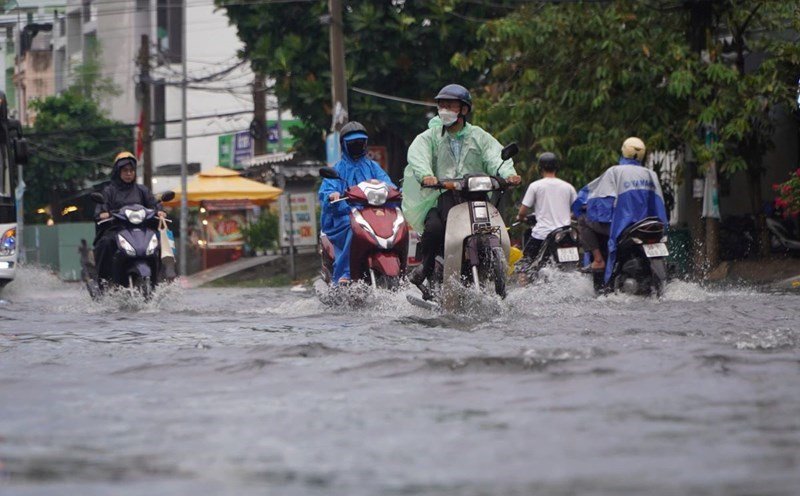 Dự báo diễn biến cao điểm mưa lớn ở Nam Bộ