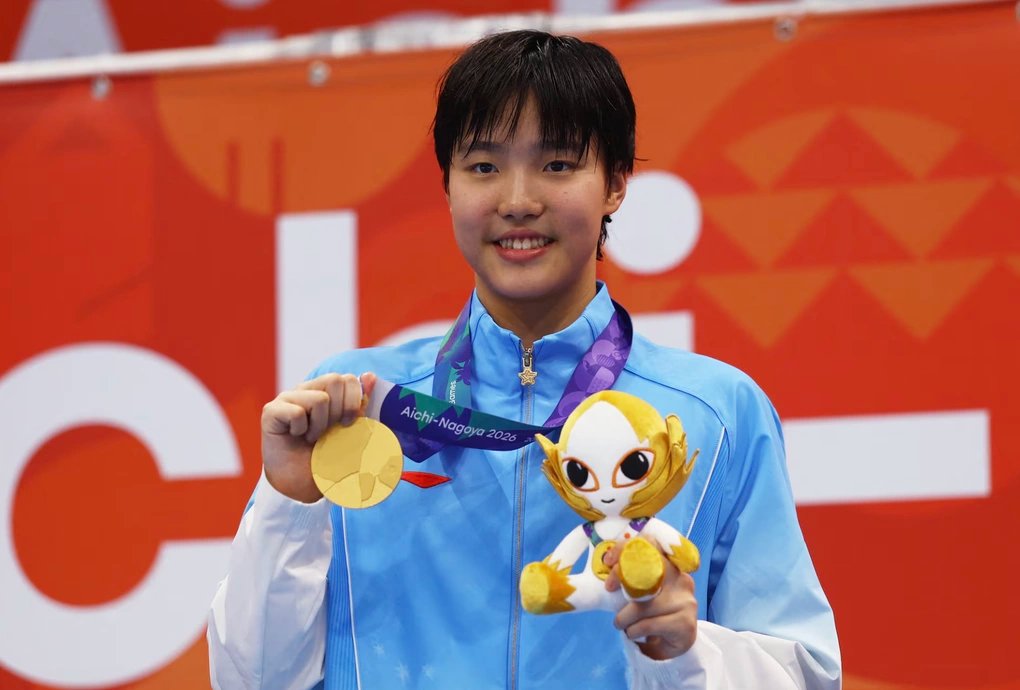 24-1790219585-kinh-ngu-13-tuoi-trung-quoc-lap-hat-trick-hcv-xo-do-loat-ky-luc-tai-asiad-2026
