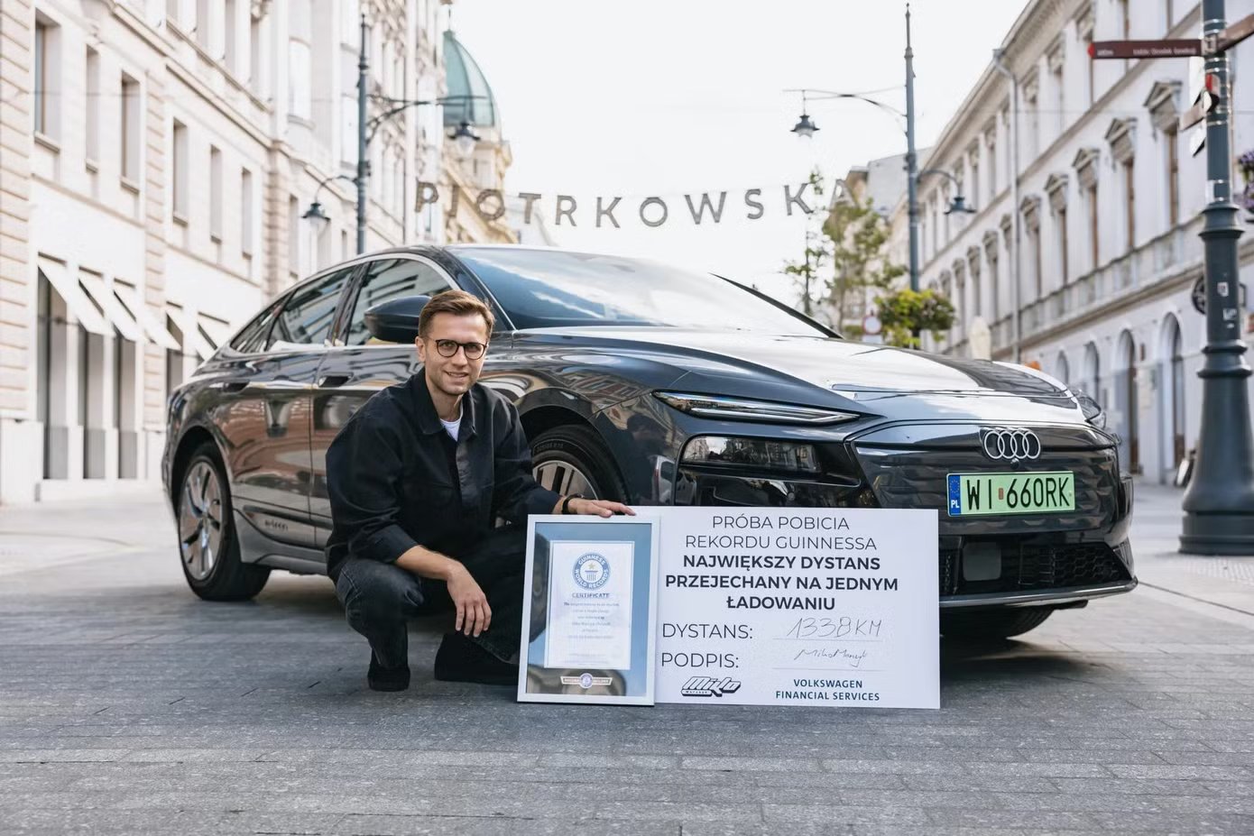 25-1790322301-danh-bai-lucid-air-mau-xe-dien-audi-gay-soc-khi-chay-lien-tuc-hon-1300-km-chi-voi-mot-lan-sac