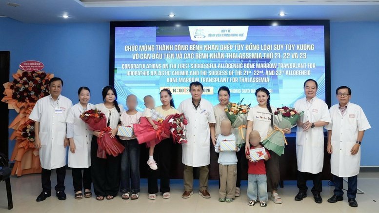 29-1790642169-em-be-15-tuoi-hien-tuy-thanh-cong-cuu-chi-gai