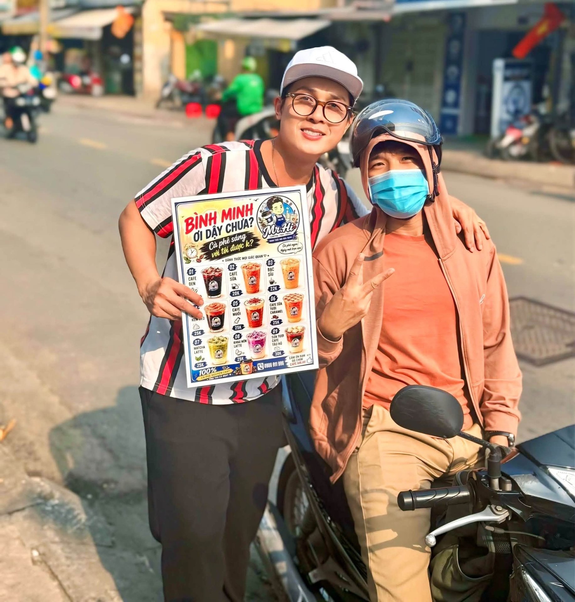 30-1790738248-dien-vien-hoa-hiep-cong-mat-troi-tuoi-44-lam-bo-don-than-miet-mai-dung-via-he-ban-ca-phe-va-do-an-vat