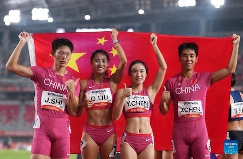 01-1790847493-nguyen-do-the-thao-trung-quoc-ngay-cang-vo-doi-o-asiad