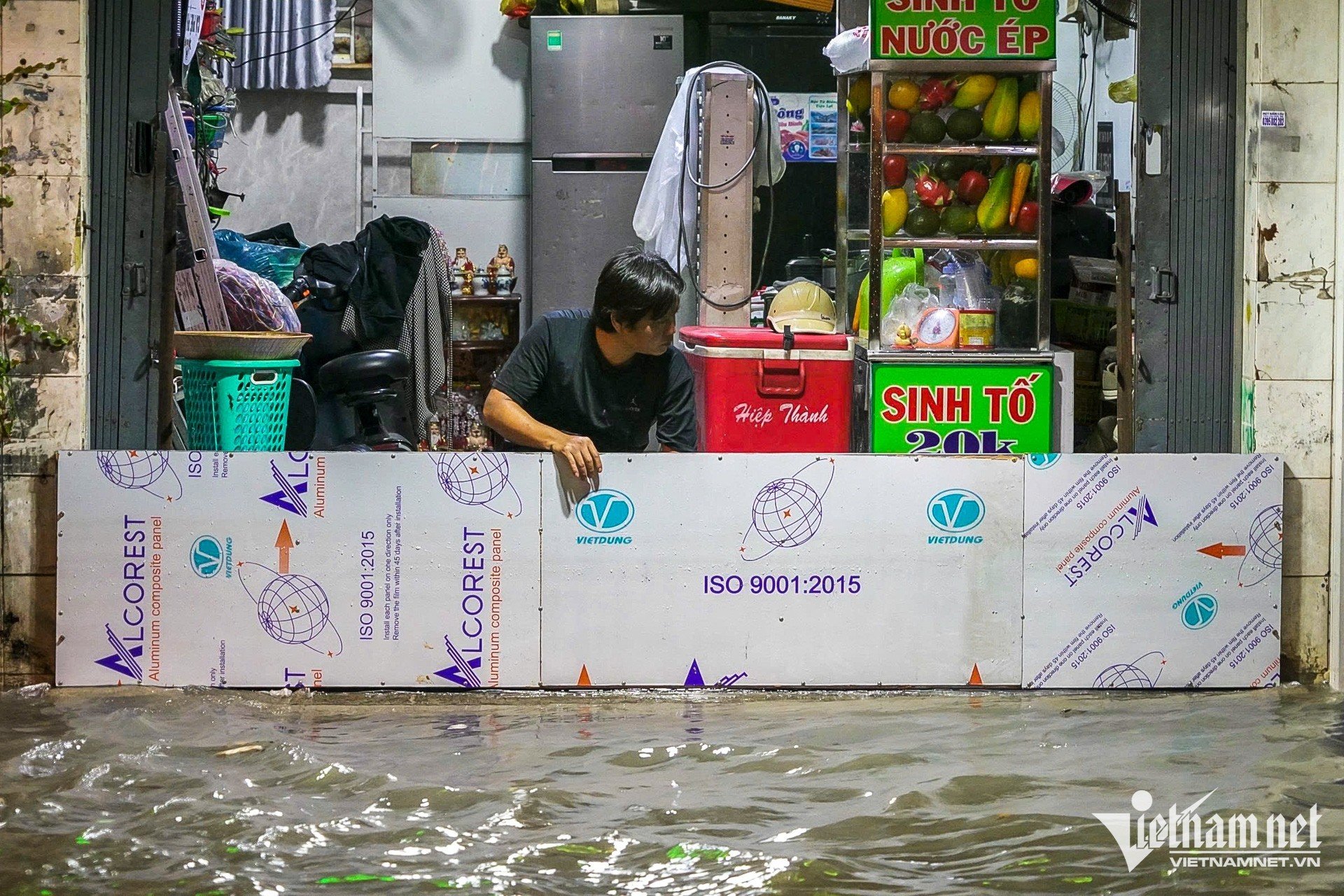 W-mưa ngập nguyễn huế 11.jpg