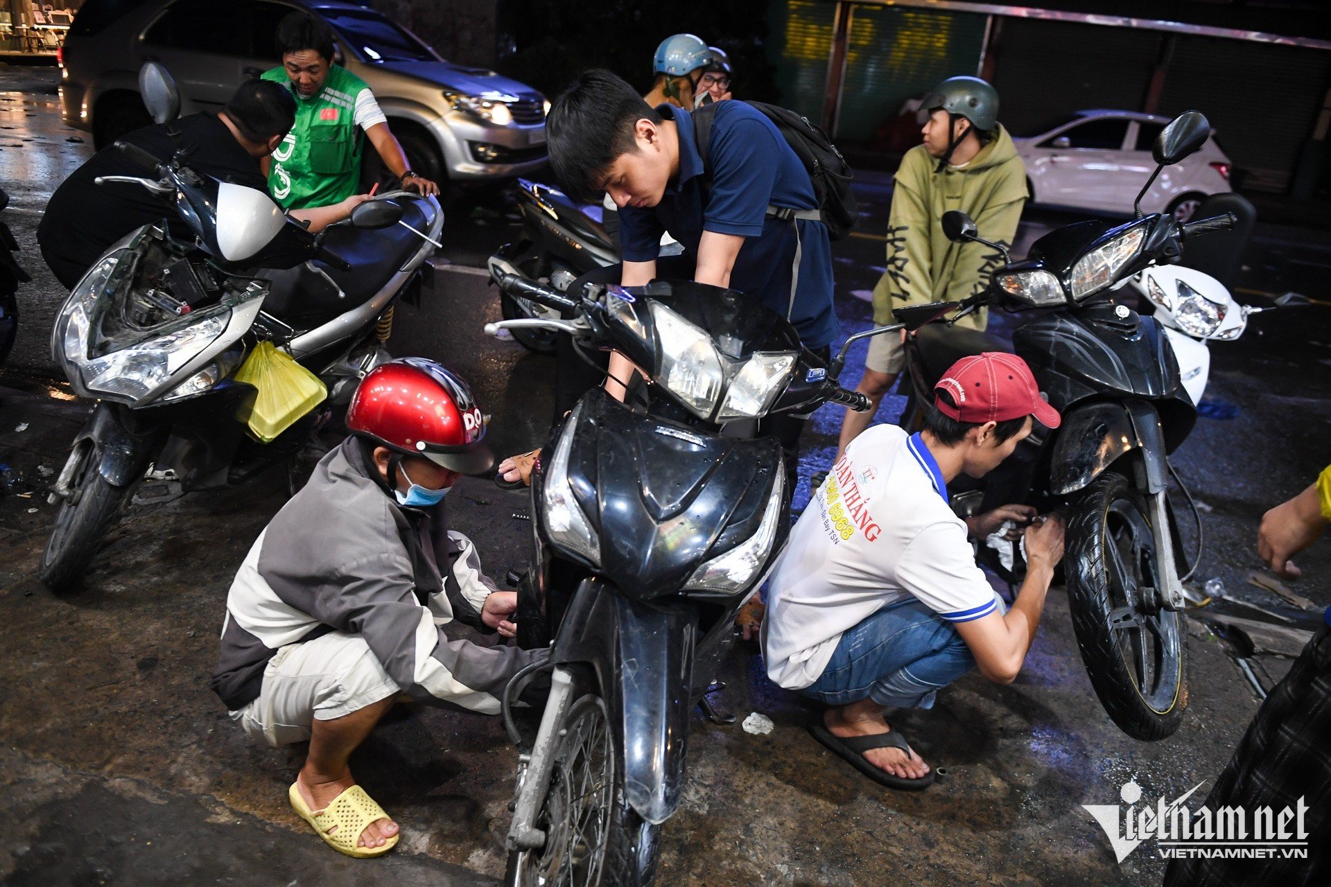 W-mưa ngập nguyễn huế 24.jpg