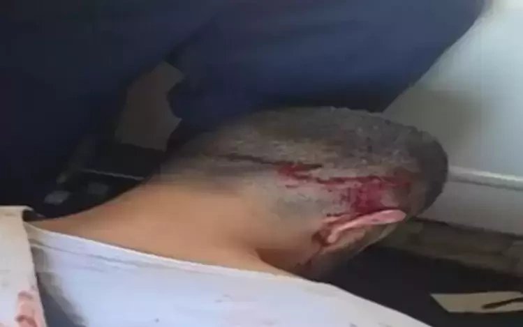 02-1790910021-lo-video-hon-loan-tren-may-bay-flydubai-co-pho-bi-khong-che-sau-khi-tan-cong-co-truong