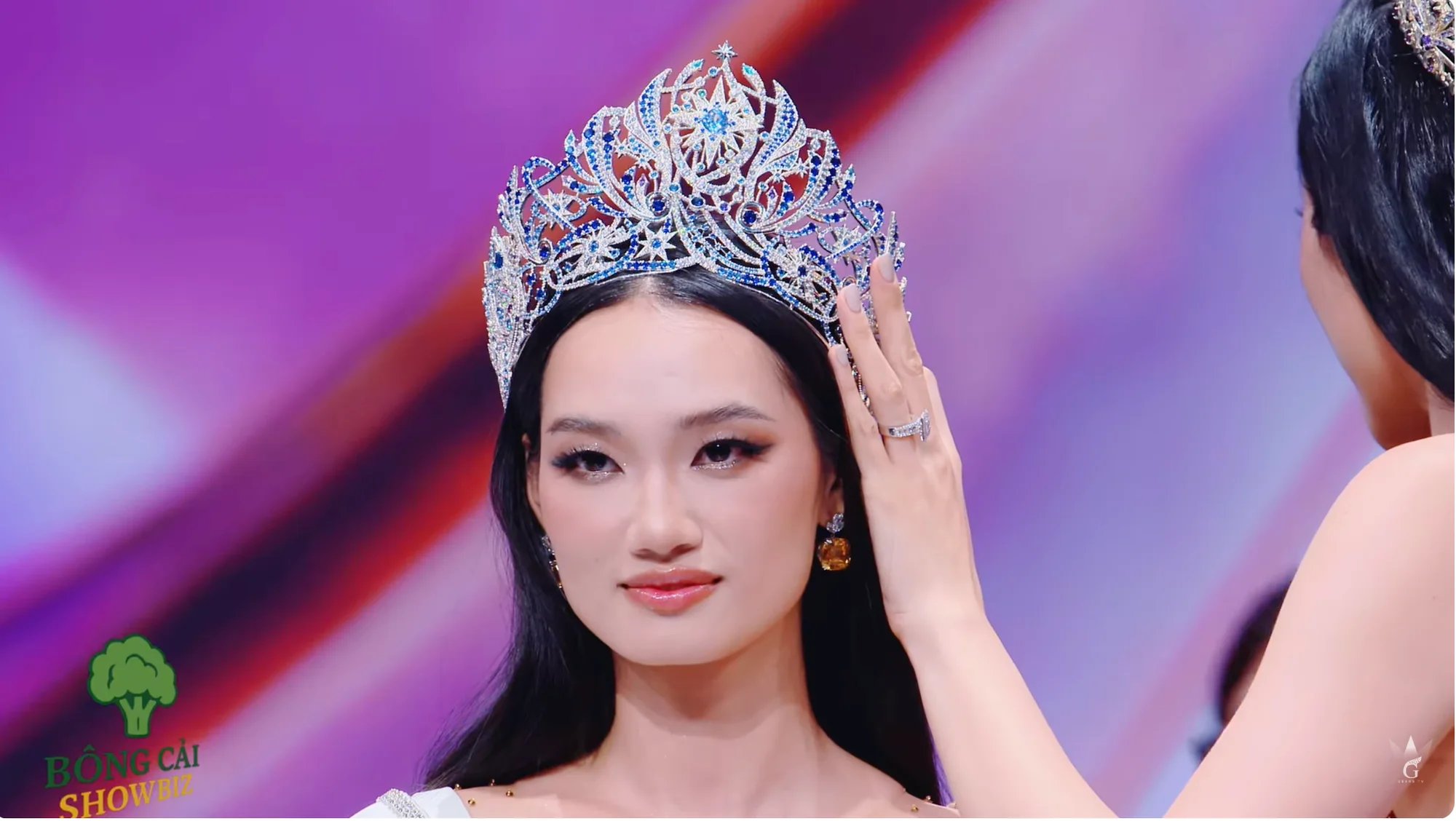 03-1790983869-nguyen-quynh-anh-dang-quang-miss-universe-vietnam-2026-rapper-phao-gianh-a-hau-3