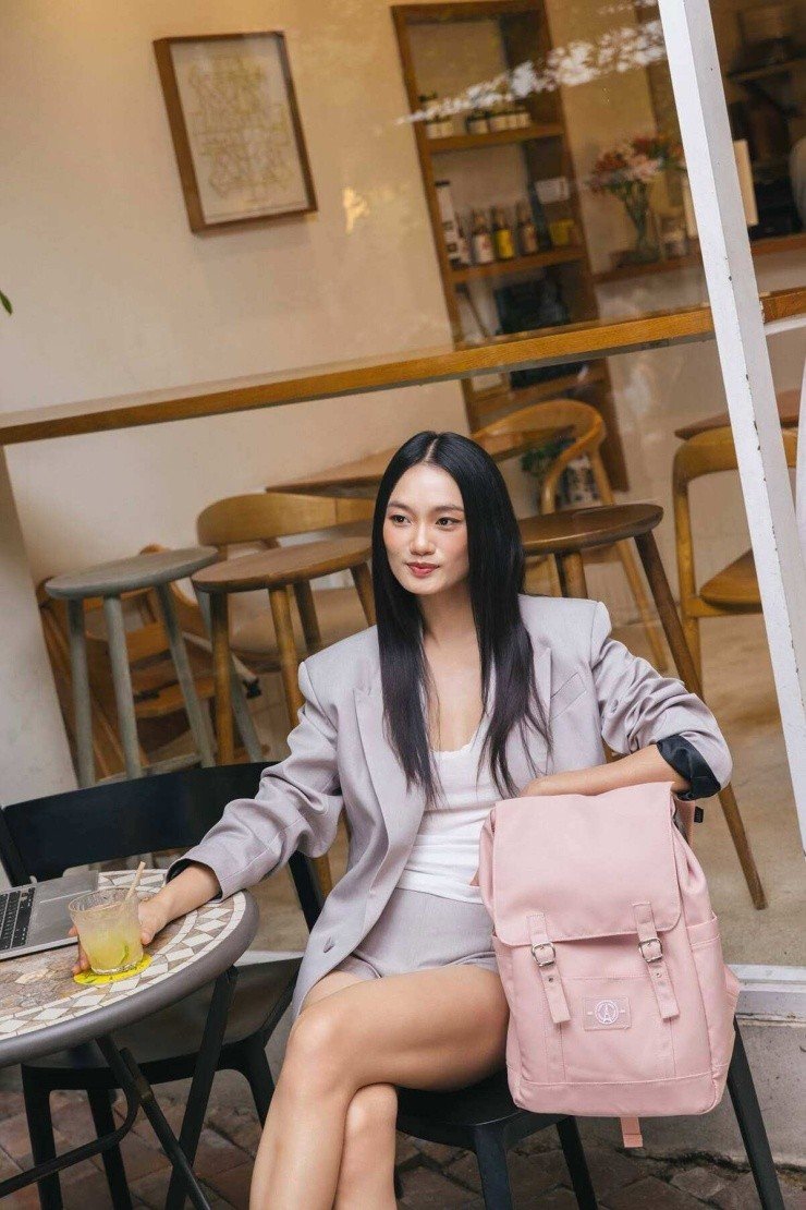 03-1790993501-nhan-sac-va-chieu-cao-an-tuong-cua-tan-miss-universe-vietnam-nguyen-quynh-anh