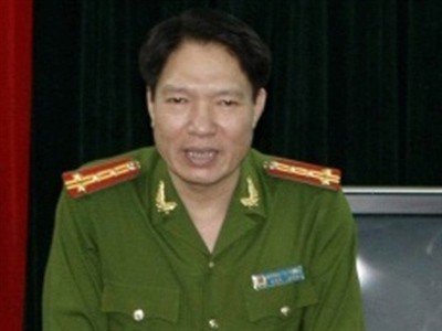 04-1791101018-ong-duong-tu-trong-tu-tran