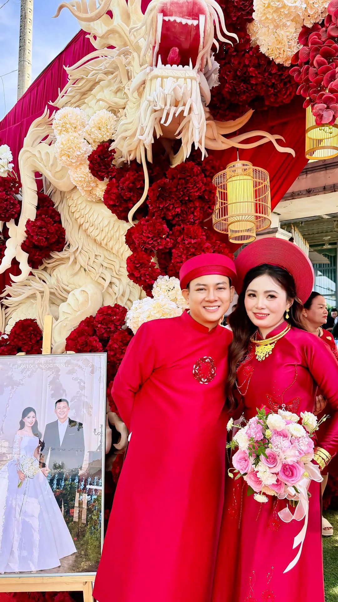 06-1791260665-le-cuoi-ron-rang-cua-hoai-lam-tai-vinh-long-co-dau-vuong-nghi-van-mang-thai-netizen-cho-doi-hoai-linh-xuat-hien