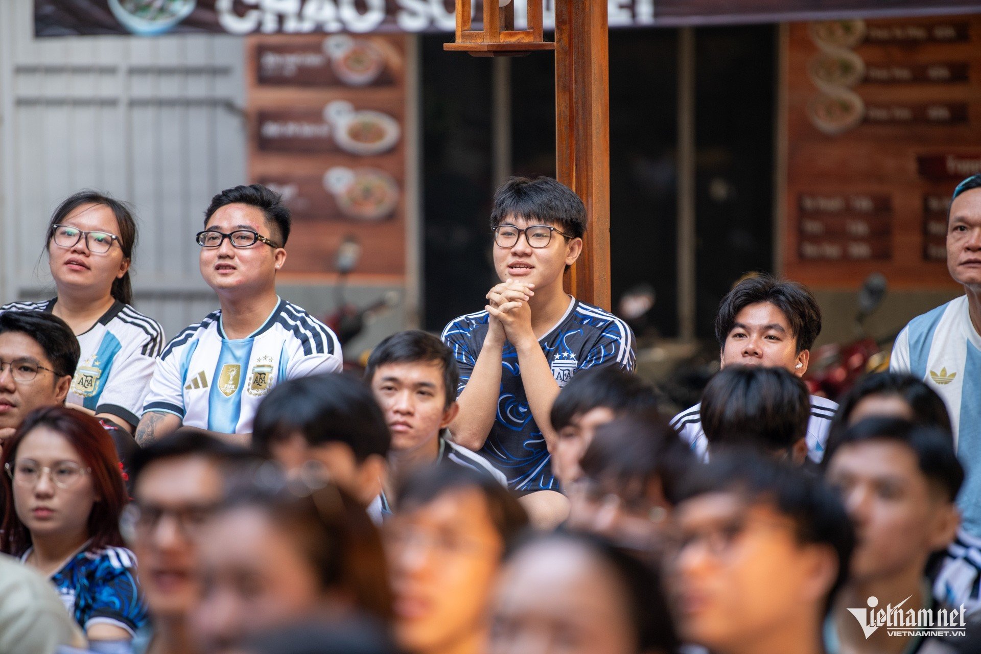 W-Fan messi tại TPHCM Tuấn Hùng 31.jpg