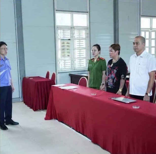 07-1791374338-tiktoker-thao-ran-ri-bi-khoi-to-bat-tam-giam-vi-cho-vay-lai-cat-co-hon-180nam