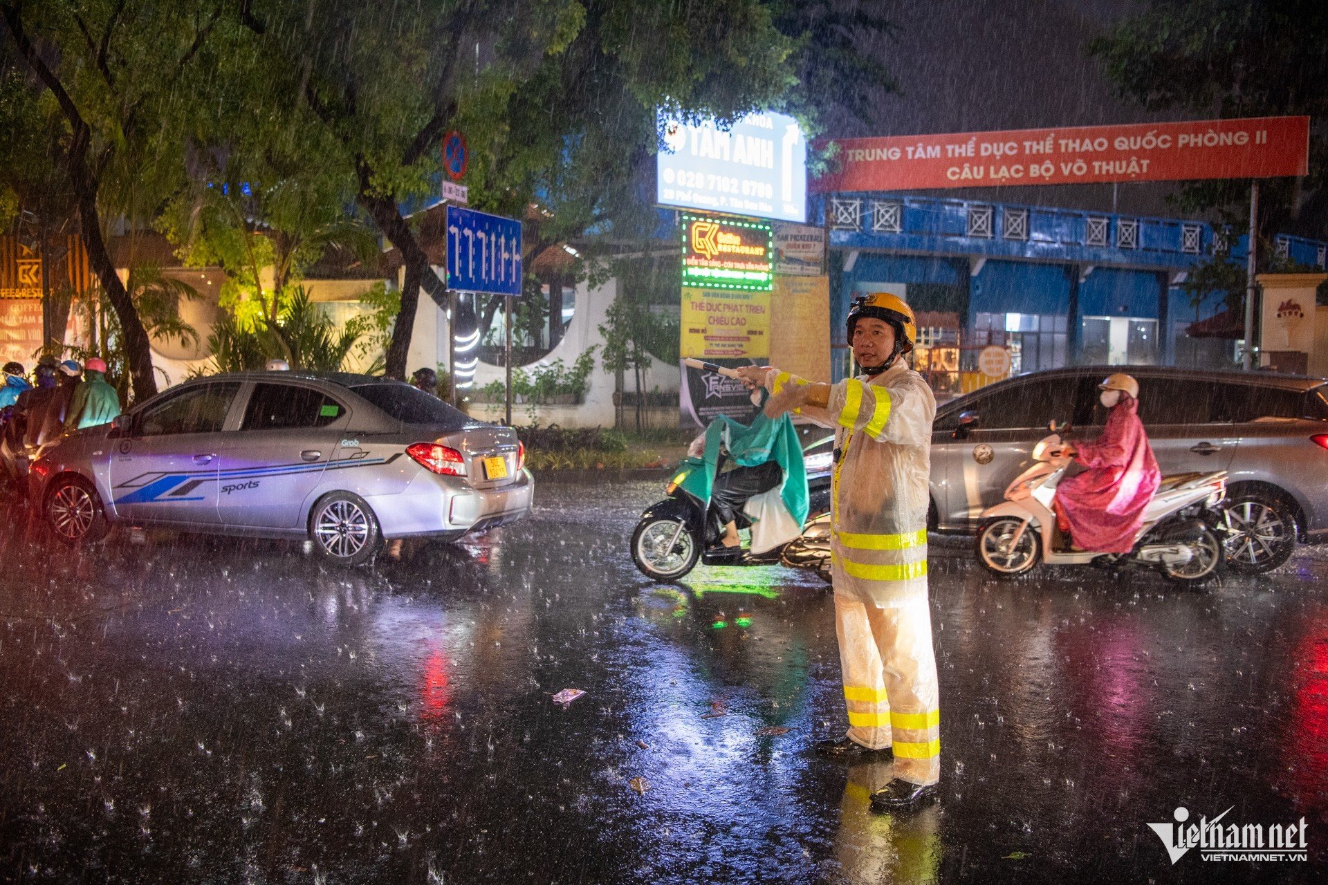 W-mưa to ngày 7 10 Tuấn Hùng 13.jpg