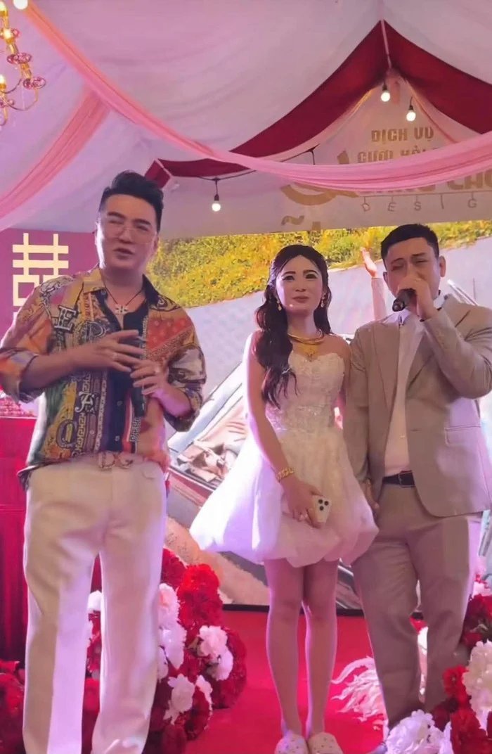 08-1791444865-dam-vinh-hung-lan-dau-noi-ve-nhung-don-doan-quanh-moi-quan-he-voi-hoai-lam