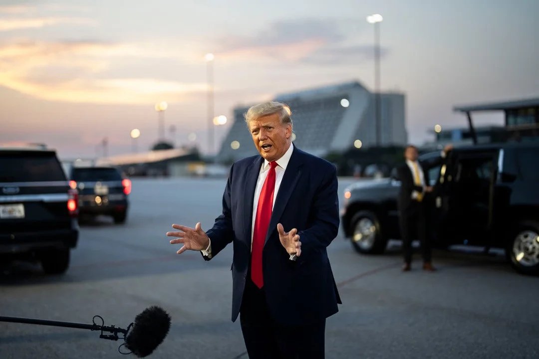 09-1791511645-ong-trump-bat-ngo-tuyen-bo-khong-tan-cong-iran-truoc-bau-cu-giua-ky-my