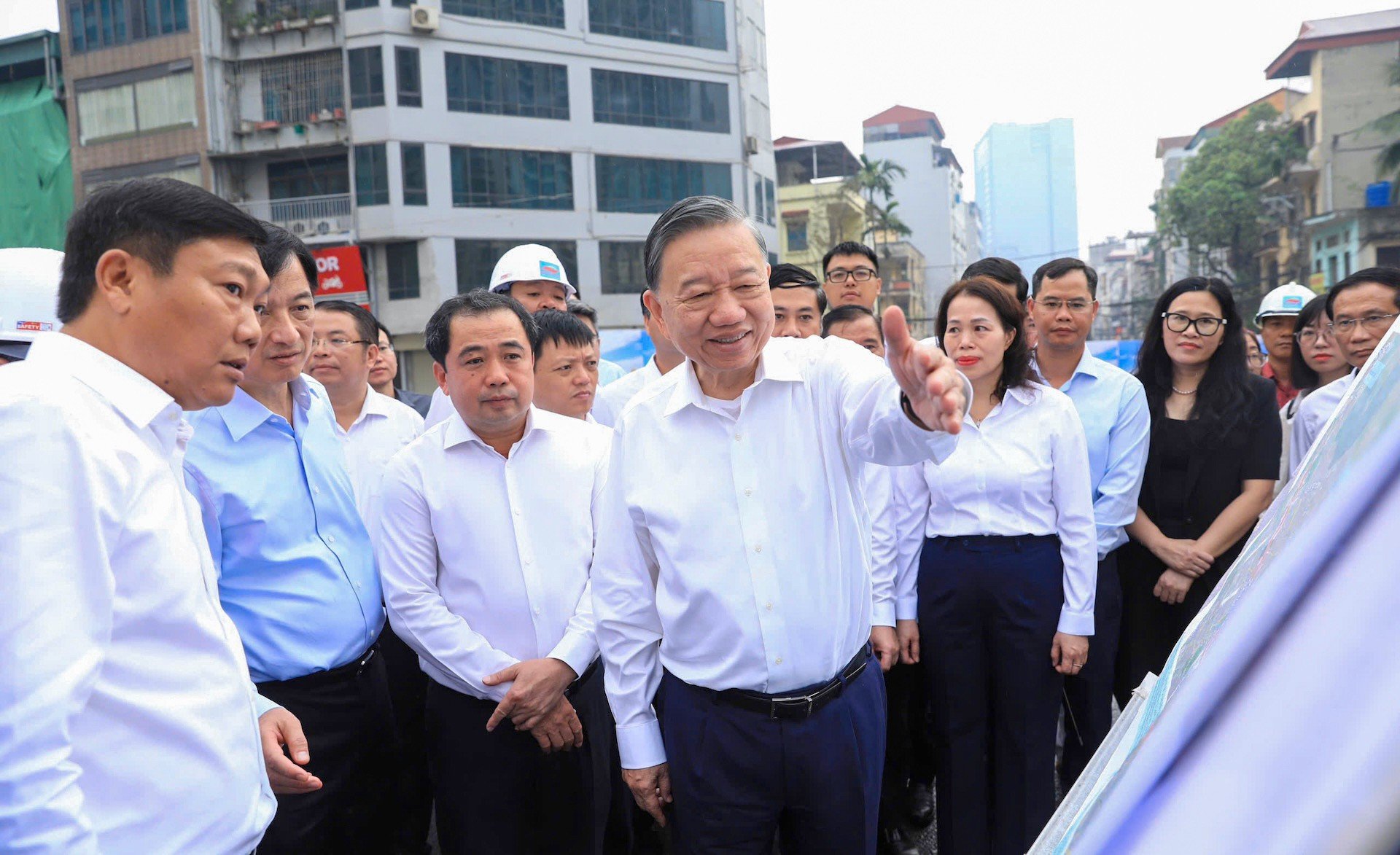 Tổng Bí thư, Chủ tịch nước Tô Lâm kiểm tra tiến độ công trình giao thông trọng điểm ở Hà Nội