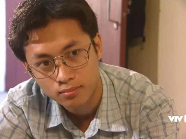11-1791692231-cuoc-song-cua-a-quan-olympia-dau-tien-tu-vai-mot-sach-tren-truyen-hinh-den-giao-su-tai-australia