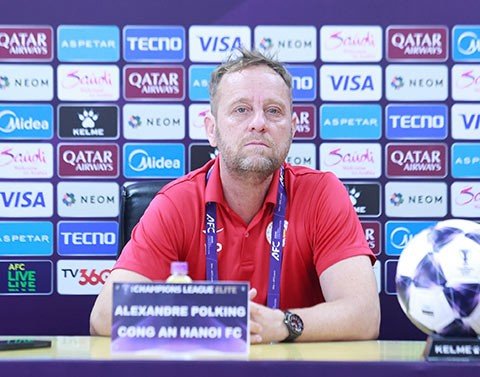 HLV Polking đánh giá rất cao các đối thủ tại AFC Champions League Elite