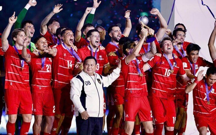 15-1792051815-chuyen-gia-indonesia-nghi-van-doi-nha-duoc-mo-duong-vo-dich-fifa-asean-cup-2026-yeu-cau-fifa-dieu-tra-cac-tran-thang-dam