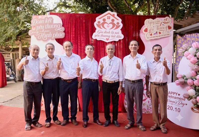 https://static-images.vnncdn.net/vps_images_publish/000001/000003/2026/10/20/anh-3-576.jpg