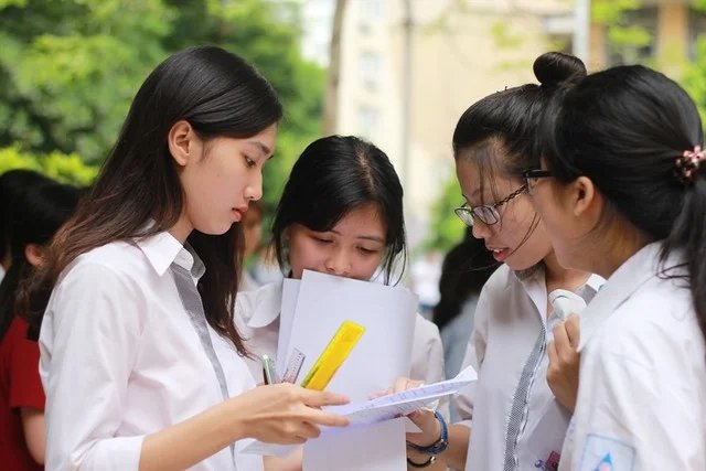 24-1792800160-bo-gd-dt-cong-bo-lich-tuyen-sinh-dai-hoc-2027-thi-sinh-can-nho-nhung-moc-thoi-gian-quan-trong