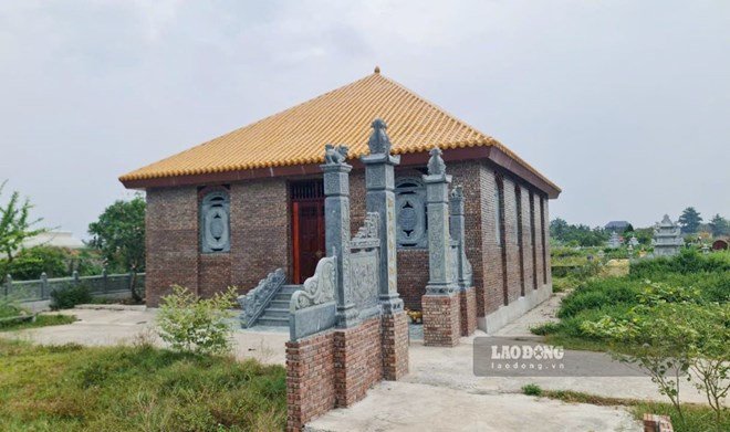 24-1792808215-thanh-hoa-lang-mo-rong-180m2-xay-trong-nghia-trang-chinh-quyen-gap-kho-khi-xu-ly
