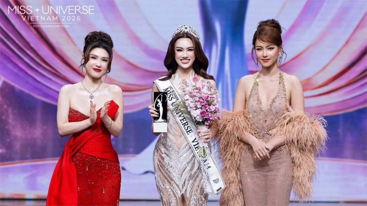 25-1792918184-hoa-hau-quynh-anh-bi-cam-dien-6-thang-phai-nop-phat-sau-on-ao-lo-nhom-chat-noi-xau