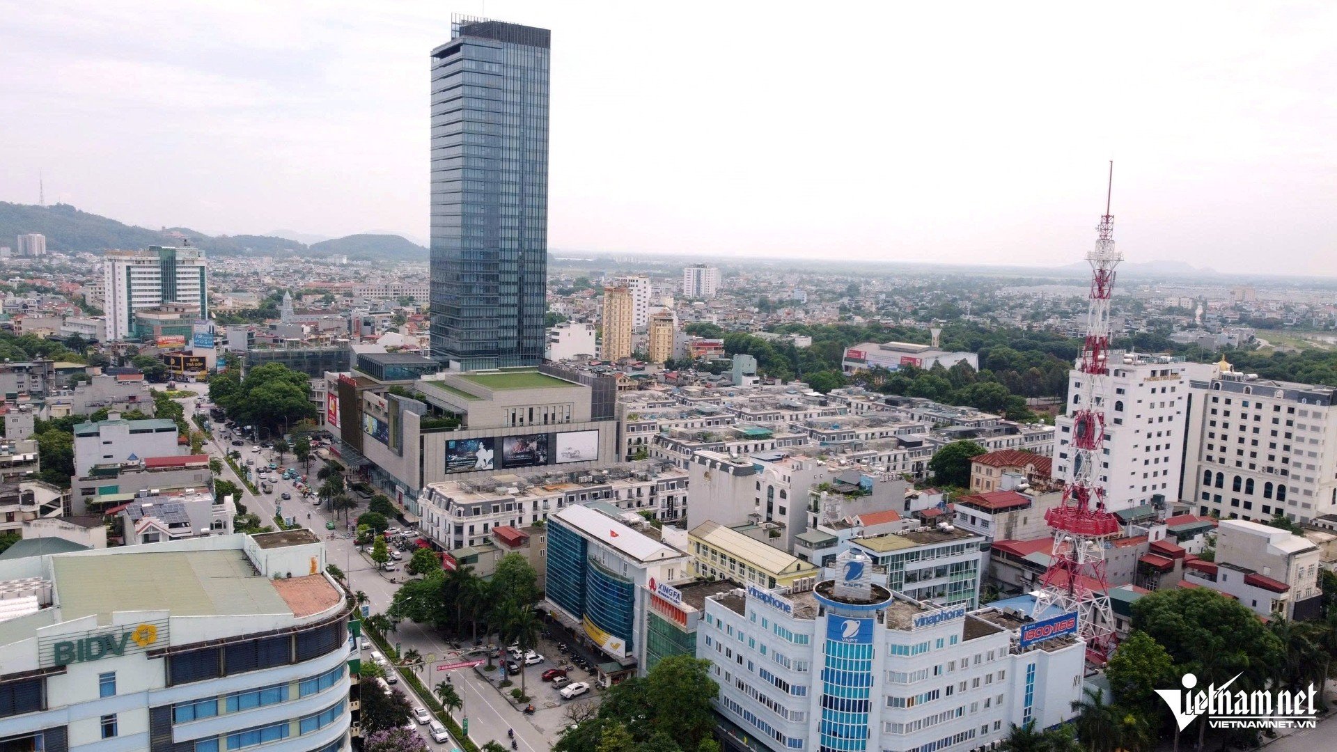 W-a4Thanh Hóa chạy nước rút.jpg