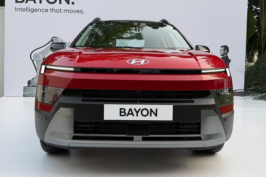 28-1793157568-hyundai-bayon-chinh-thuc-trinh-lang-man-hinh-kep-123-inch-tich-hop-ai-tao-sinh-gia-khoi-diem-tu-271-trieu-dong