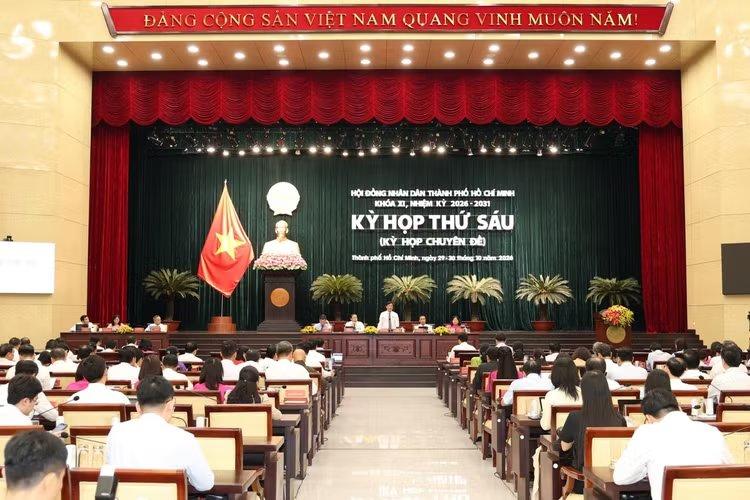 30-1793348171-tphcm-chinh-thuc-ap-dung-co-che-dai-ngo-khung-tra-luong-chuyen-gia-ky-su-tai-nang-tu-106-den-265-trieu-dongthang