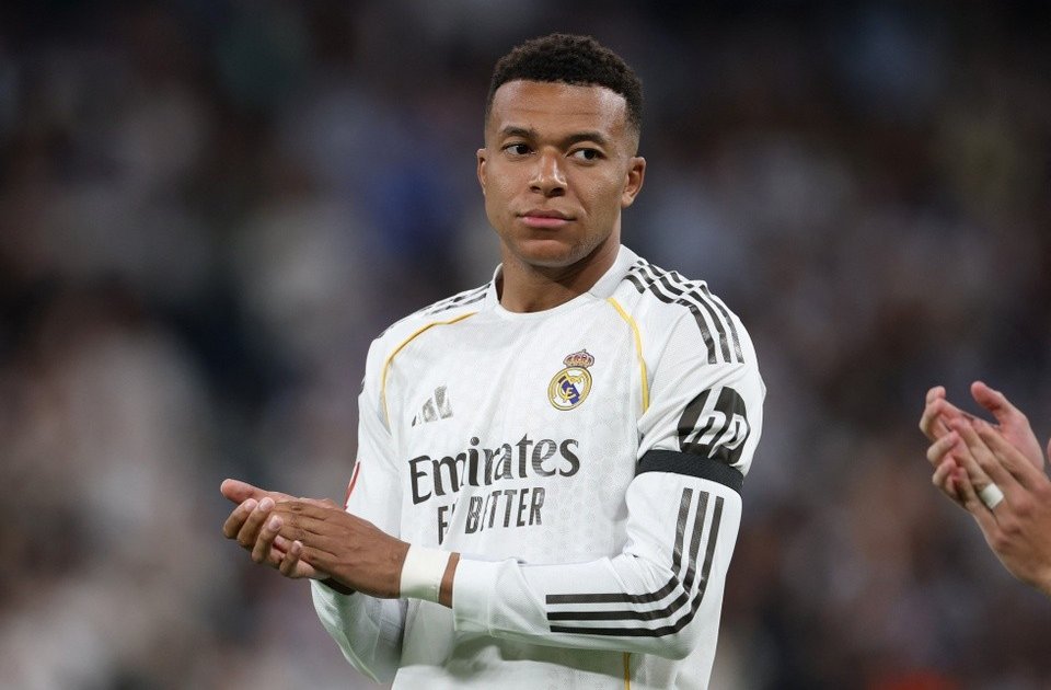 Real Madrid ra quyết định với Mbappe giữa sóng gió nội bộ