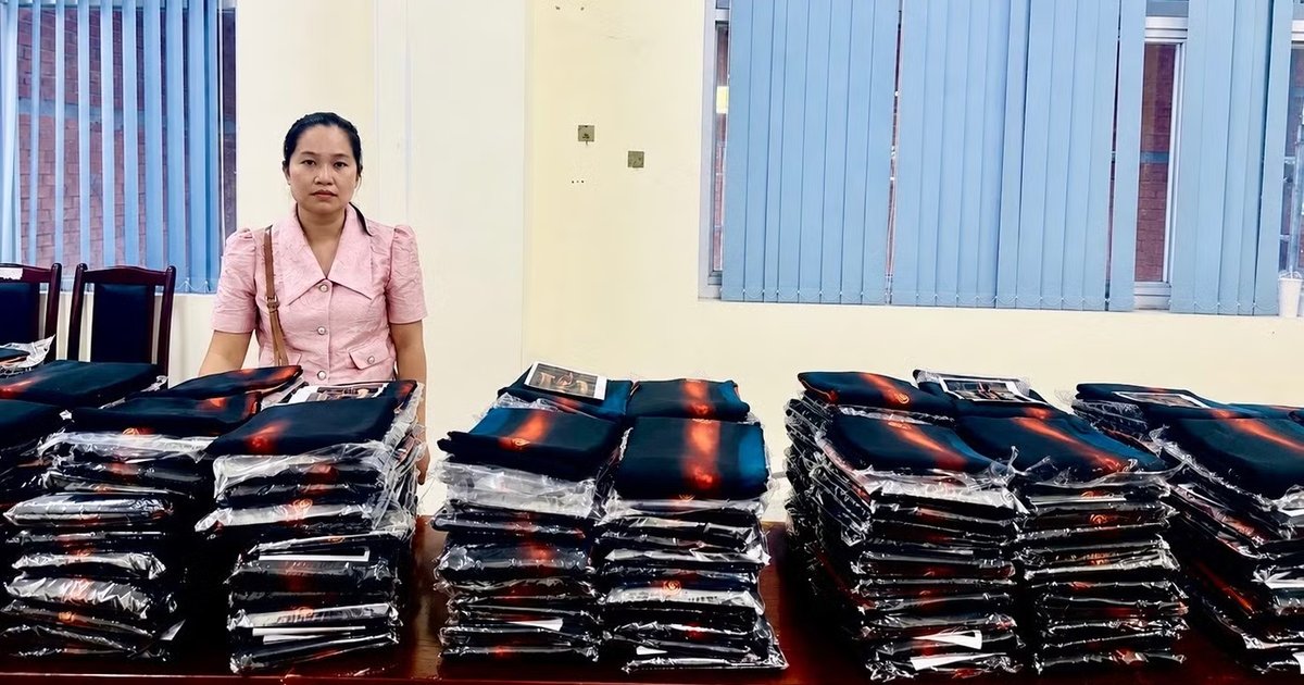 Khởi tố chủ thương hiệu áo dài Đất Lành vì dùng AI sao chép thiết kế