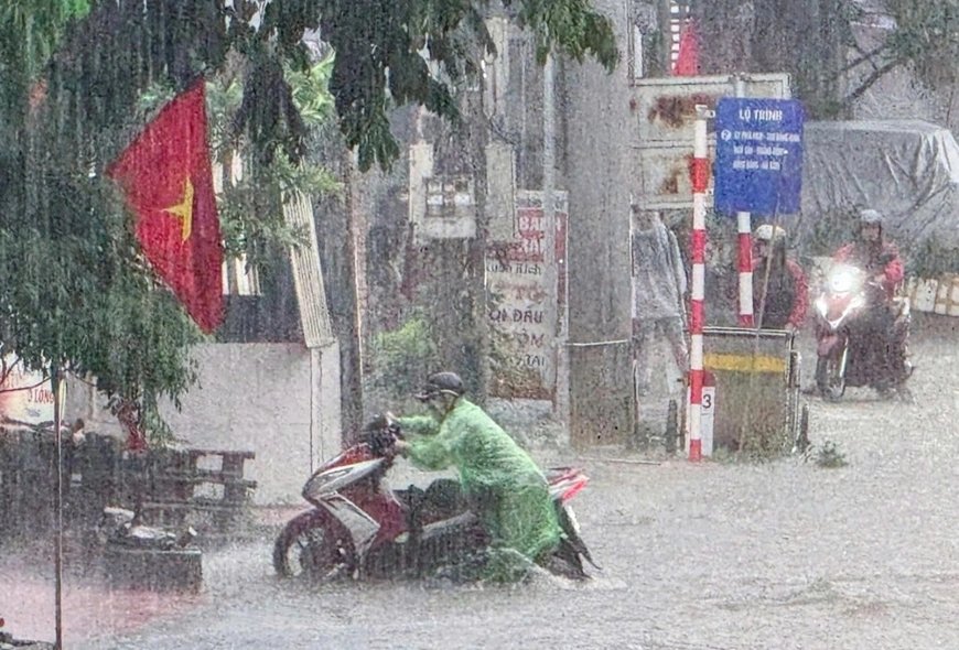 Đợt mưa lớn sắp trút xuống miền Bắc, yêu cầu chủ động thông tin, dự báo, sẵn sàng sơ tán dân