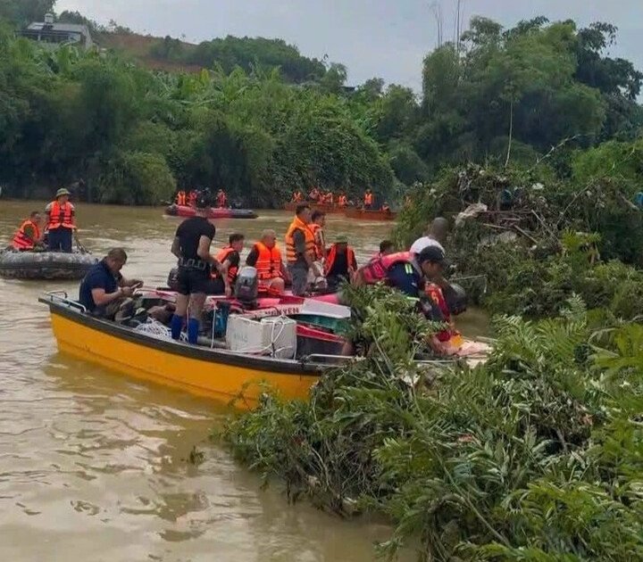 Vụ lật thuyền ở Thái Nguyên: Tìm thấy thi thể nạn nhân đầu tiên, cách hiện trường khoảng 50m