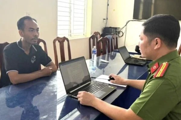 Khởi tố người đàn ông chiếm giữ 130 triệu đồng của người khác chuyển khoản nhầm