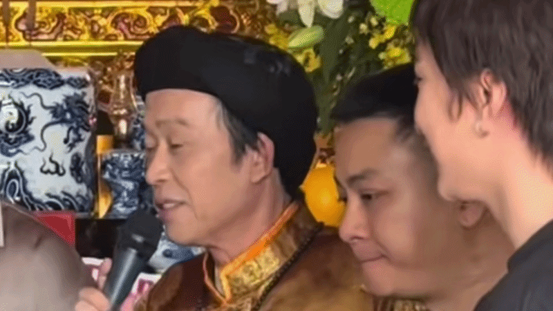 Hoài Linh và Hoài Lâm tái xuất cùng nhau tại nhà thờ Tổ, sáng tỏ mối quan hệ lâu nay