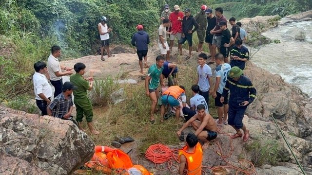 Liên tiếp phát hiện 3 thi thể đuối nước, 2 trong số đó là học sinh SN 2010