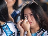 Fan hâm mộ ở TP.HCM thổn thức vũ điệu cuối cùng Messi và Argentina