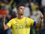 Ronaldo cán mốc 980 bàn thắng