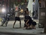 Video clip nhóm nam nữ ẩu đả nghi do cầm nhầm micro của quán karaoke: Công an vào cuộc xác minh