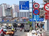 Đề xuất thay đổi khoảng cách đặt biển cảnh báo trên cao tốc, bổ sung ký hiệu nhận diện xe điện