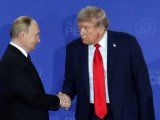 Nga gọi quyết định miễn trừng phạt của ông Trump là “khoảnh khắc lịch sử”