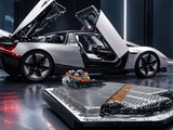 Siêu xe "bay" Tesla Roadster gây chú ý với khả năng sạc siêu nhanh: 10 phút từ 15% lên 80%