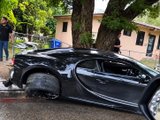 Bugatti Chiron gặp nạn tại Mỹ, bánh xe lệch khỏi vị trí, nguy cơ tốn bộn tiền sửa chữa