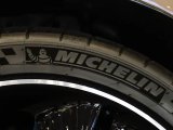Michelin đưa chip nhận dạng vào lốp ô tô: Theo dõi từng chiếc lốp mà không cần pin