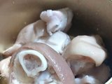 Quản lý thị trường Lạng Sơn nói về vụ mua khâu nhục Thất Khê, mở hộp chỉ thấy chân giò