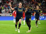 Declan Rice cứu Arsenal khỏi thất bại trước Bayern Munich