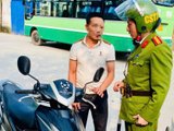 Công an thông báo thủ tục mới liên quan đến đăng ký, biển số xe máy và ô tô người dân cần biết