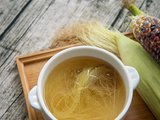 Uống râu ngô, mã đề, kim tiền thảo có làm tan sỏi thận?
