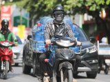 Dự báo thời tiết ngày 24/10: Hà Nội nắng nóng trên 34 độ, TPHCM chiều tối có mưa giông